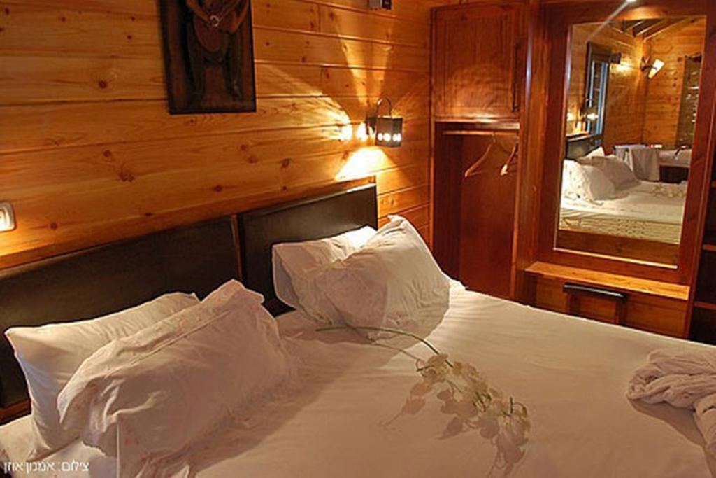 Between Sunrise And Sunset Suites Ya'ara Extérieur photo