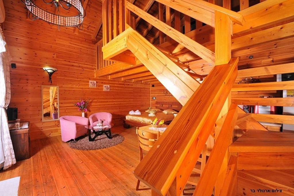 Between Sunrise And Sunset Suites Ya'ara Extérieur photo
