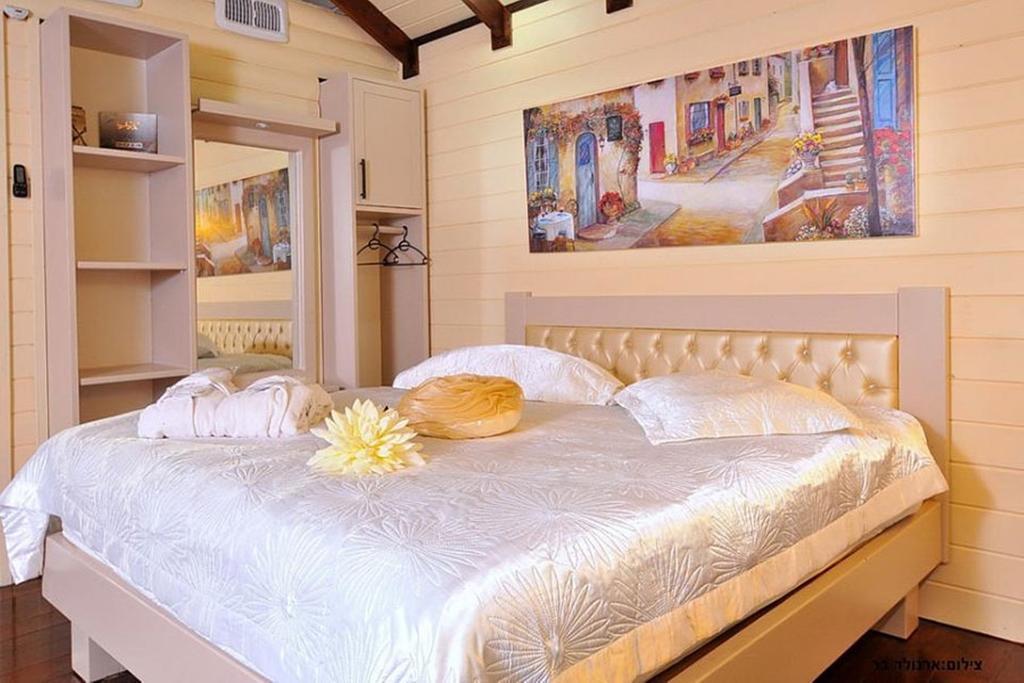 Between Sunrise And Sunset Suites Ya'ara Extérieur photo